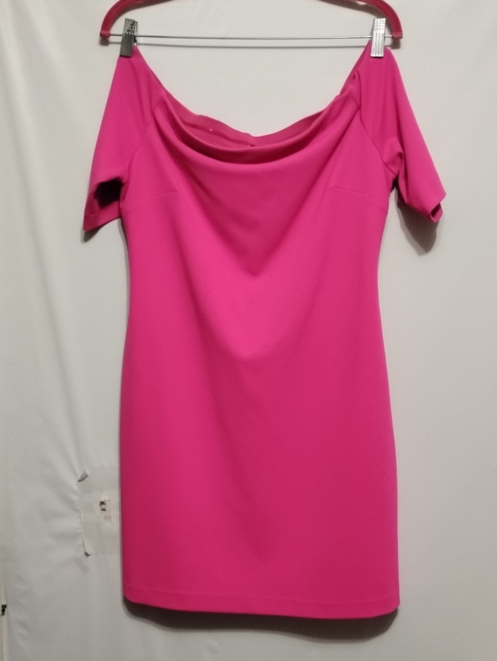 Vince Camuto Sophisticated Fitted Bodycon Style Hot Pink Off-Shoulder Cowl Dress
